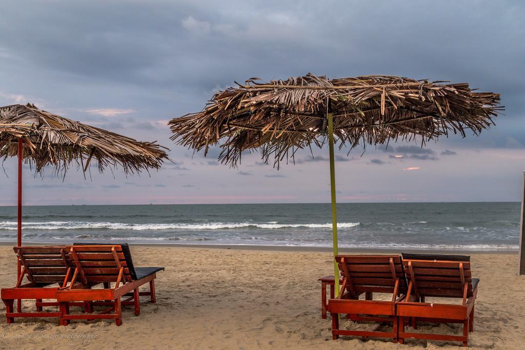 Pele'S Windsong Wood Cottage On The Beach Benaulim Exterior foto