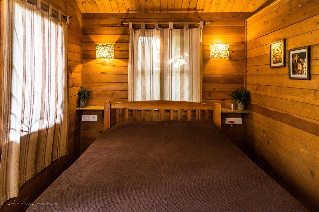 Pele'S Windsong Wood Cottage On The Beach Benaulim Zimmer foto