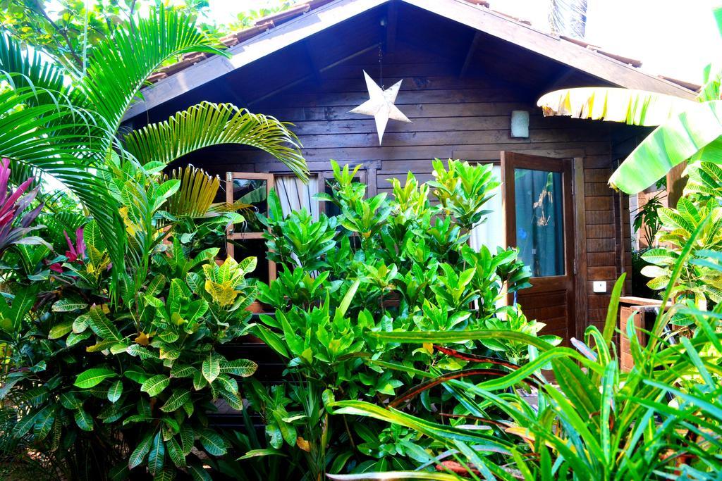 Pele'S Windsong Wood Cottage On The Beach Benaulim Exterior foto