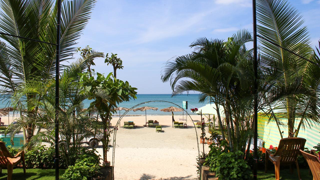 Pele'S Windsong Wood Cottage On The Beach Benaulim Exterior foto